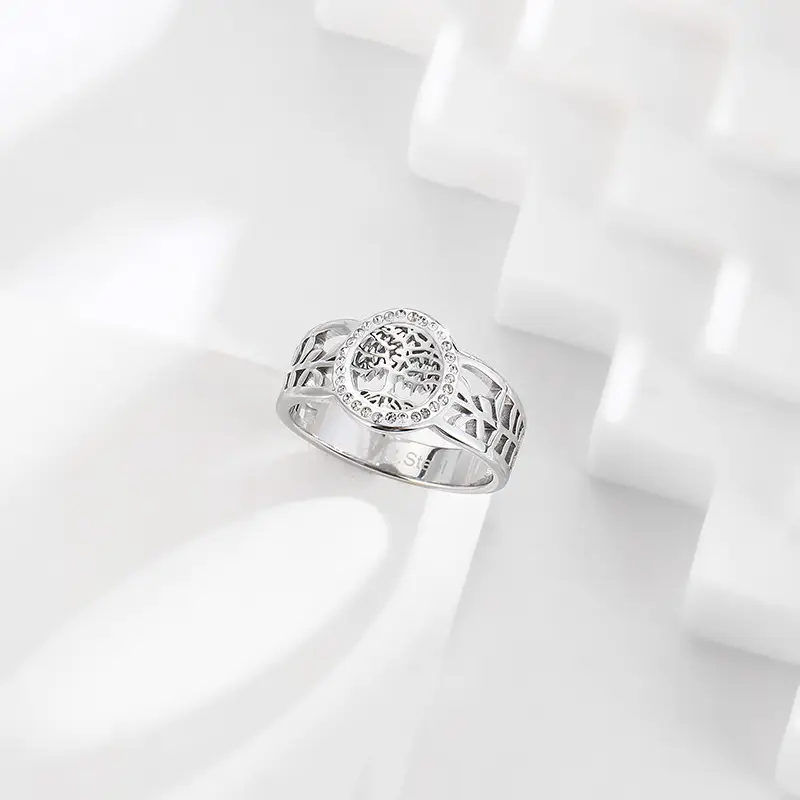 Cross-Border Hollow Ring Gold Silver Color-Preserving European American Fashion β feature 12