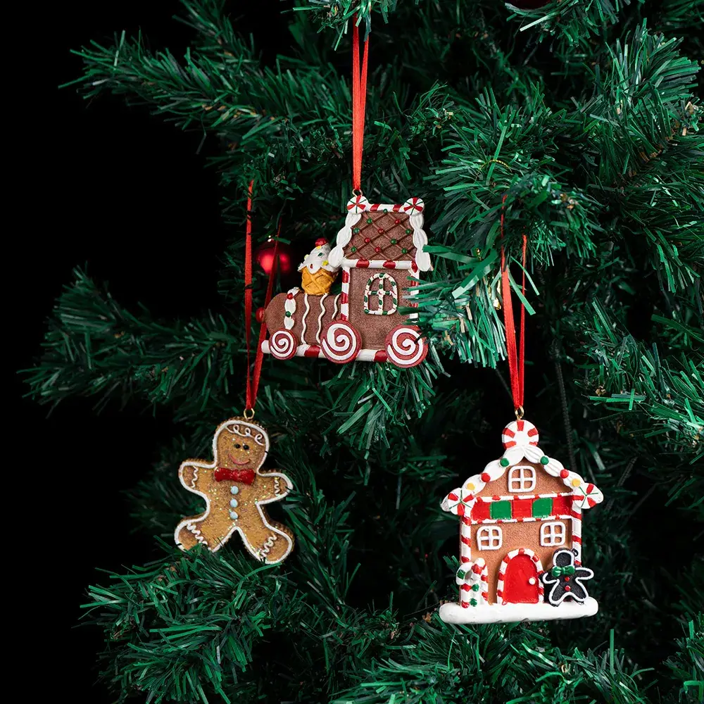 Reindeer Christmas Tree Pendant with Snowflake Design - Image 24