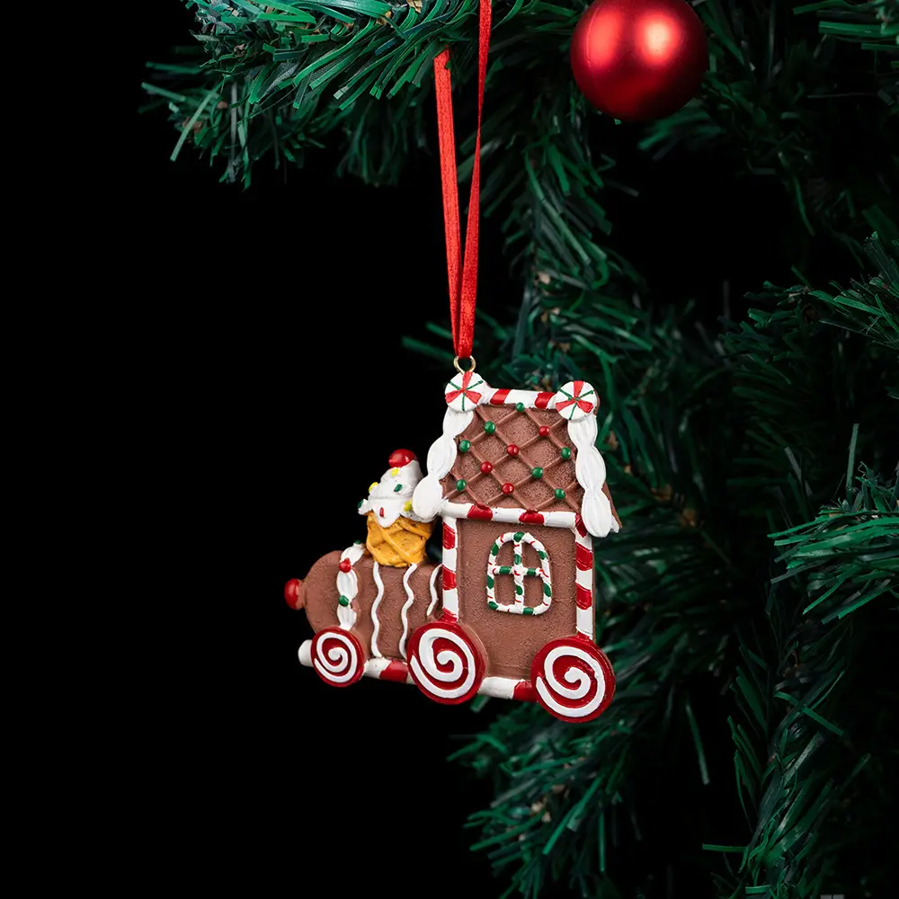 Reindeer Christmas Tree Pendant with Snowflake Design — feature 11