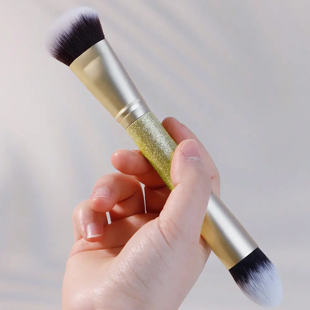 Double-Headed Makeup Brush for Foundation & Contouring — feature 32