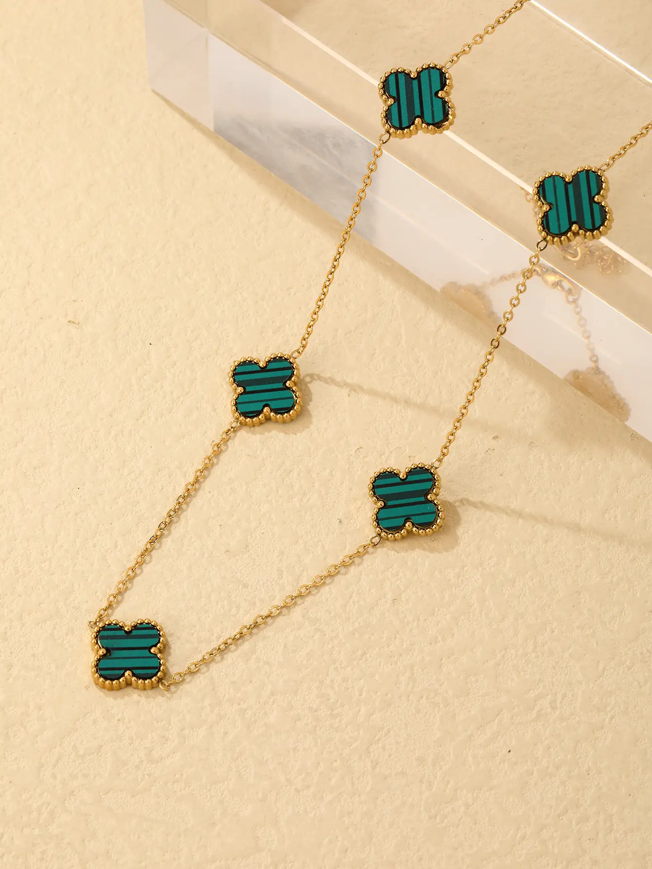 Women's Clover Necklace Crossbody Jewelry Set — feature 4