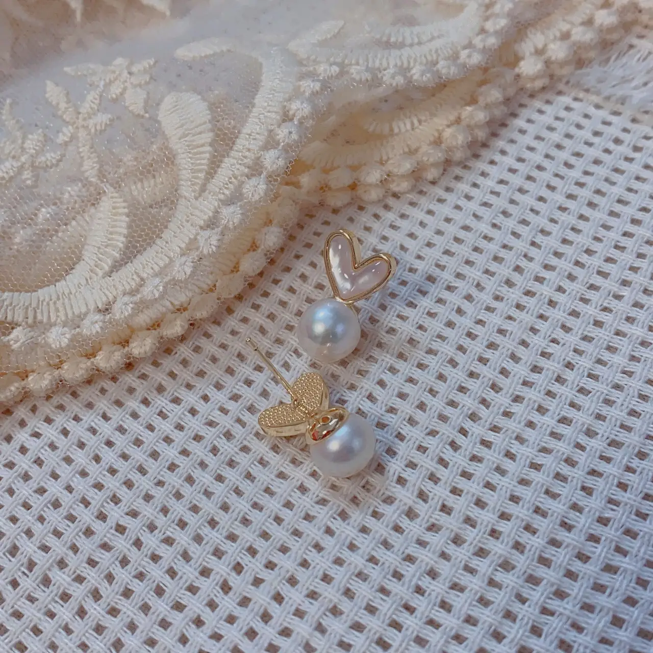 Fritillaria Love White Butterfly Pearl Earrings - Image 2