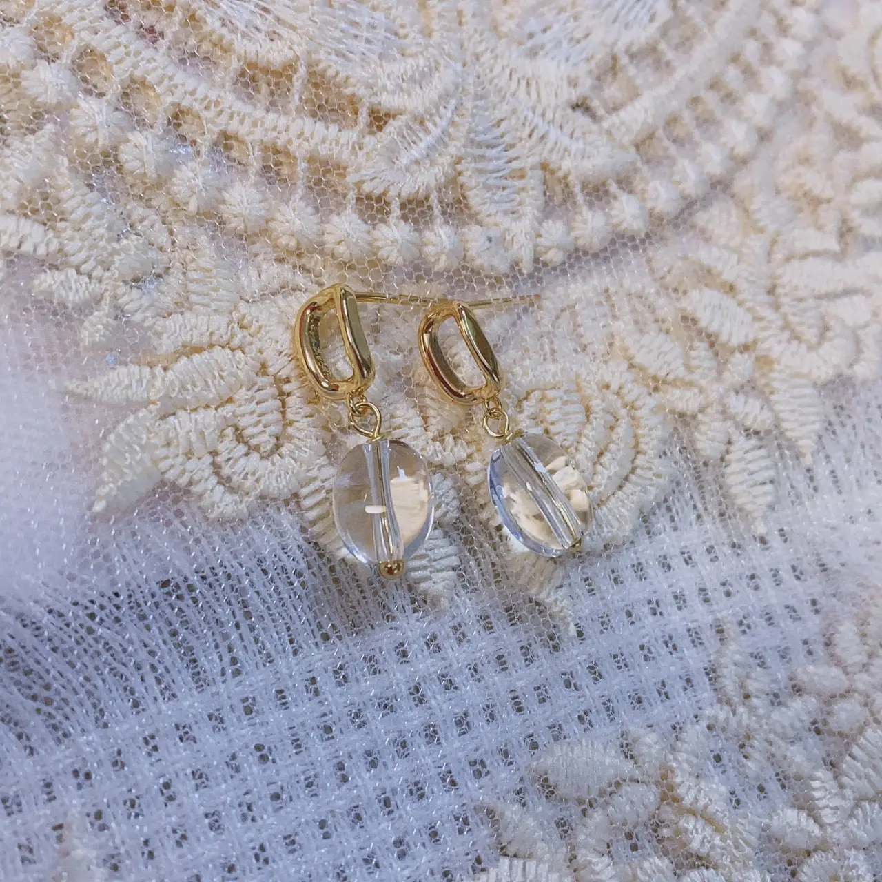 White Crystal 3D Earrings 14k Gold Fashion Trend