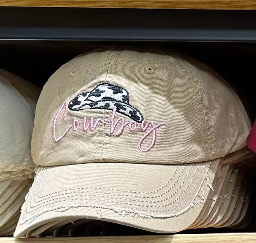 Women's Korean-style Embroidered Beige Cap - Image 8