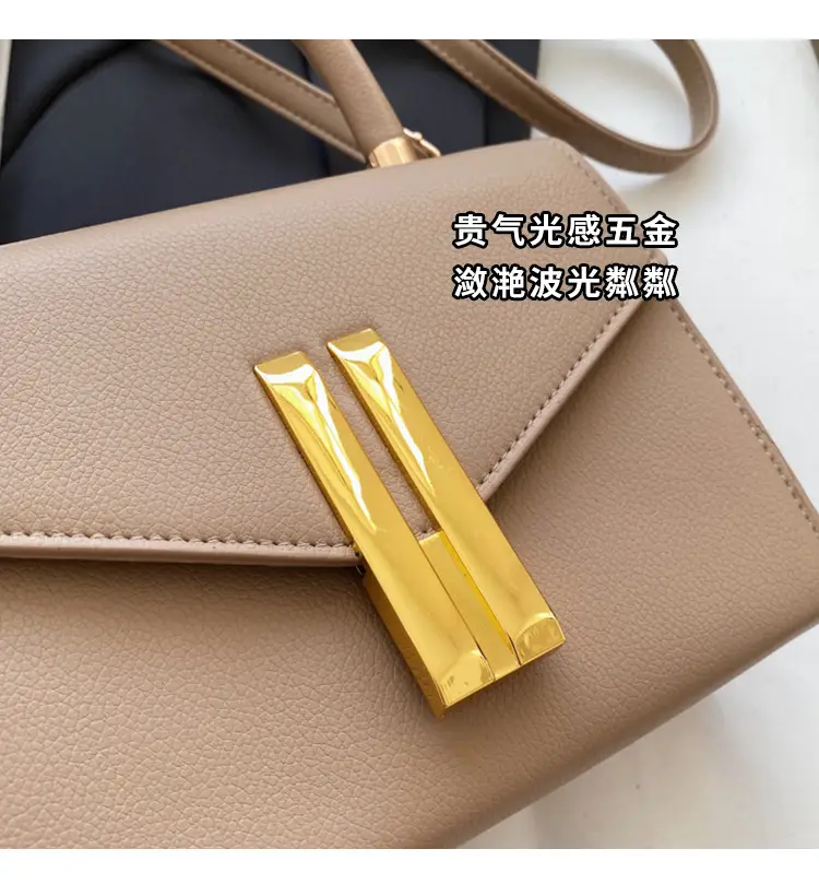 Pink Leather Shoulder Bag with Gold Clasp — feature 4