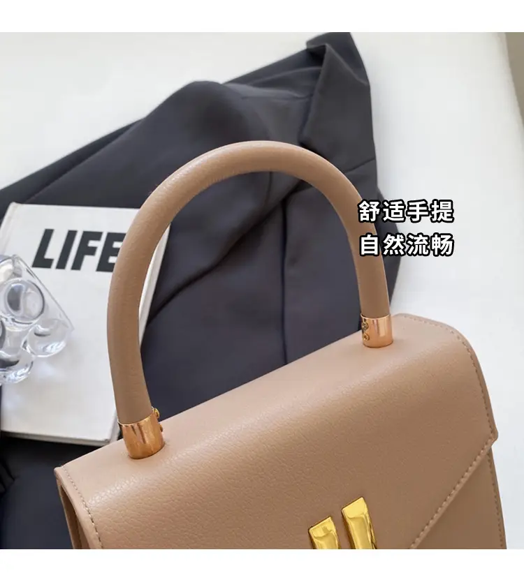 Pink Leather Shoulder Bag with Gold Clasp — feature 5
