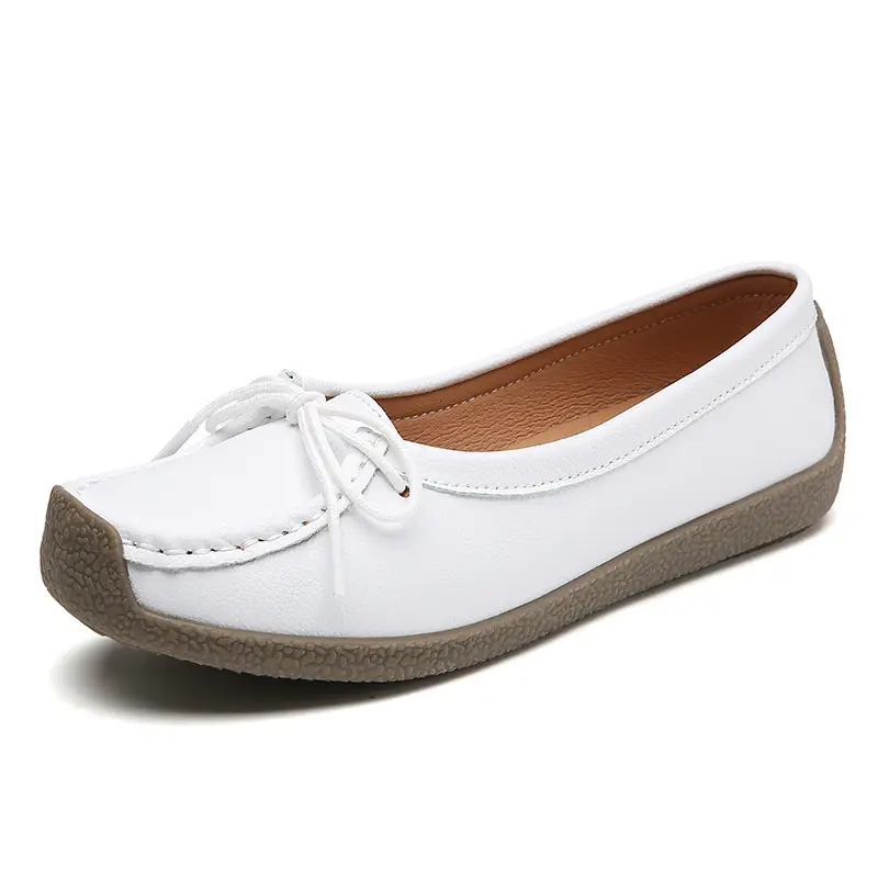 Spring and Autumn Shallow Leather Loafers, Korean Style Large Size Women's Casual Flat Shoes, Slip-On Non-Slip Mom Shoes - Image 9
