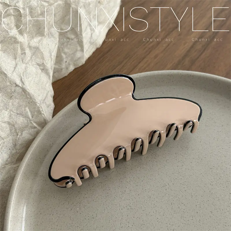 Elegant Acrylic Hair Clips Medium Large Set - Image 3