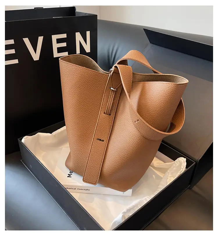 Women's Retro Underarm Bucket Bag 2023 New Casual Shoulder Bag — feature 10