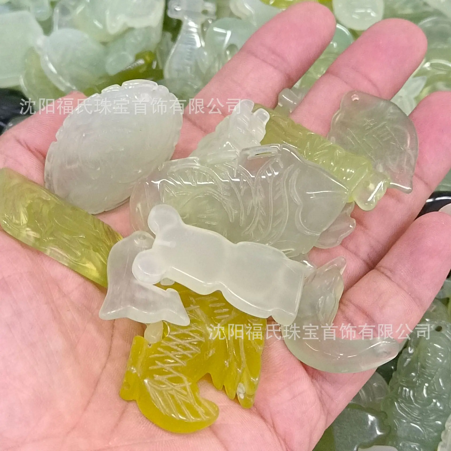 Natural Jade Pendants Ice Through Mixed Batch Low Price - Image 4