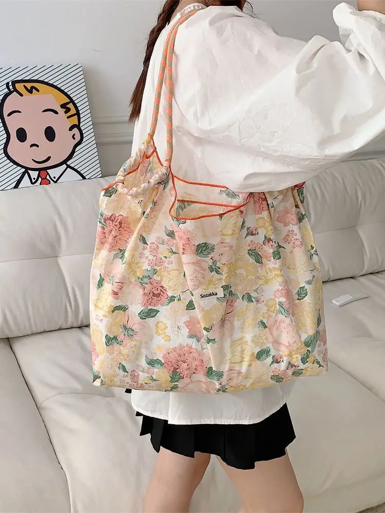 Korean Style Floral Canvas Tote Bag Large Capacity - Image 10