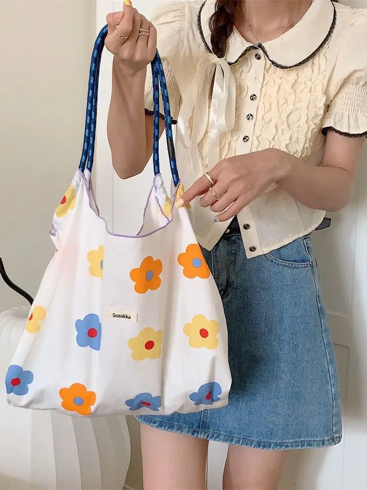 Korean Style Floral Canvas Tote Bag Large Capacity - Image 13