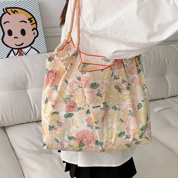 Korean Floral Canvas Shoulder Bag Large Capacity - Image 13