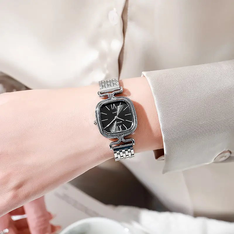 Women's Elegant Steel Belt Watch Small Dial — feature 2