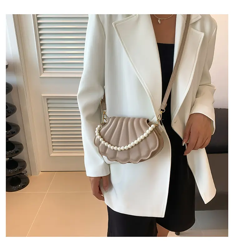 Red Envelope Pearl Crossbody Bag for Women — feature 14