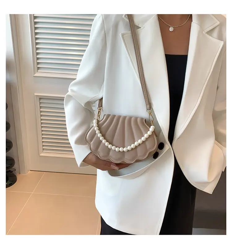 Red Envelope Pearl Crossbody Bag for Women — feature 15