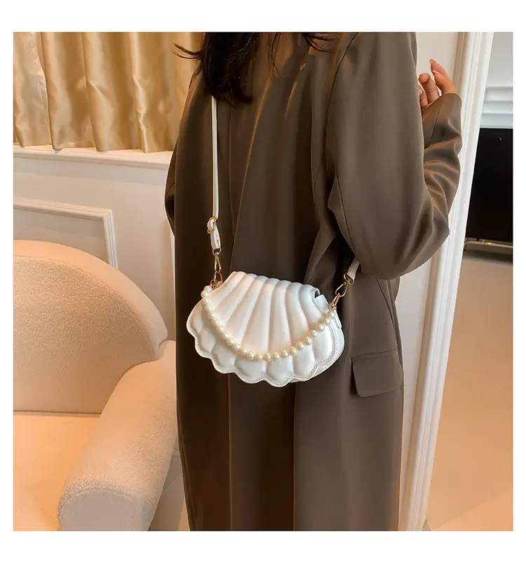 Red Envelope Pearl Crossbody Bag for Women — feature 22