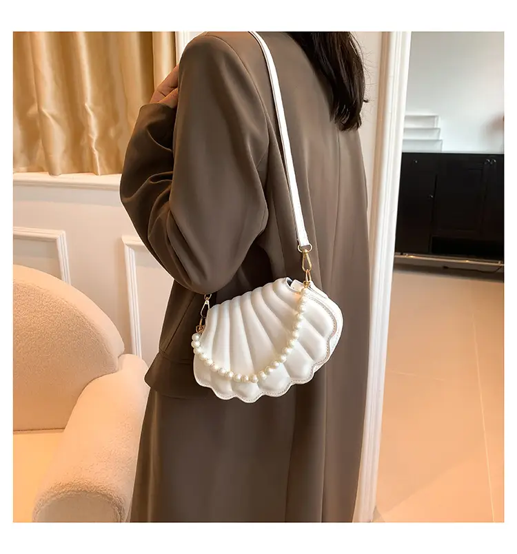 Red Envelope Pearl Crossbody Bag for Women — feature 23