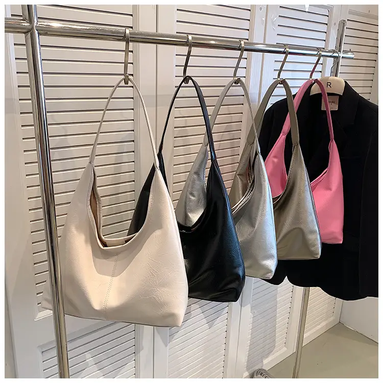 Black Leather Shoulder Bag for Women 2023 — feature 27