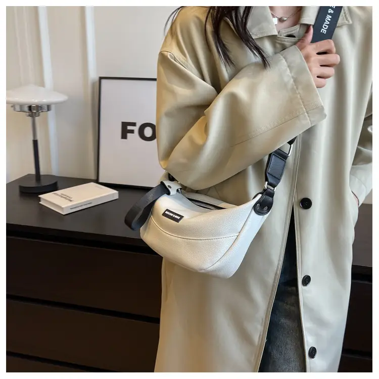 Korean Style Black Crossbody Shoulder Bag 2023 — feature 16