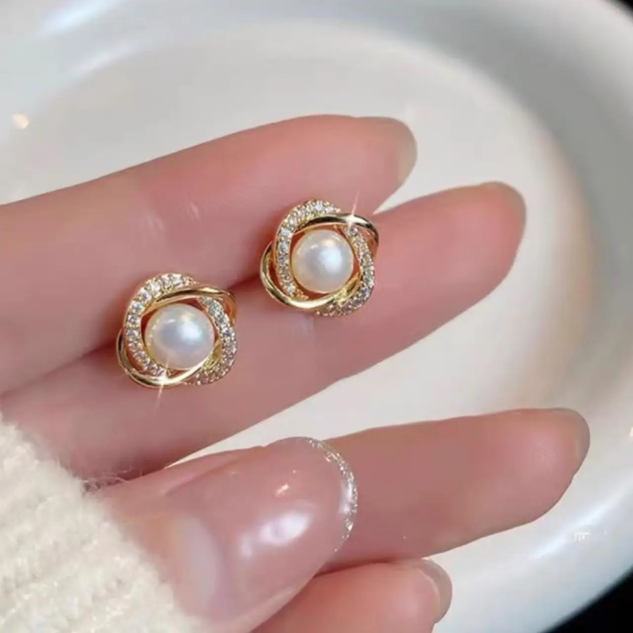 Trendy Gold Pearl Earrings for Women - Image 3