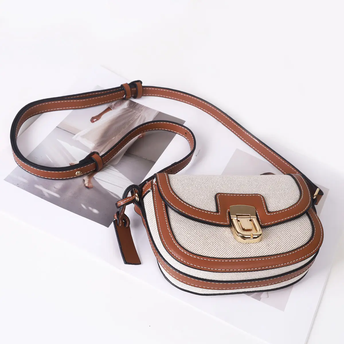 Women's Black White Woven Shoulder Bag with Gold Clasp - Image 6