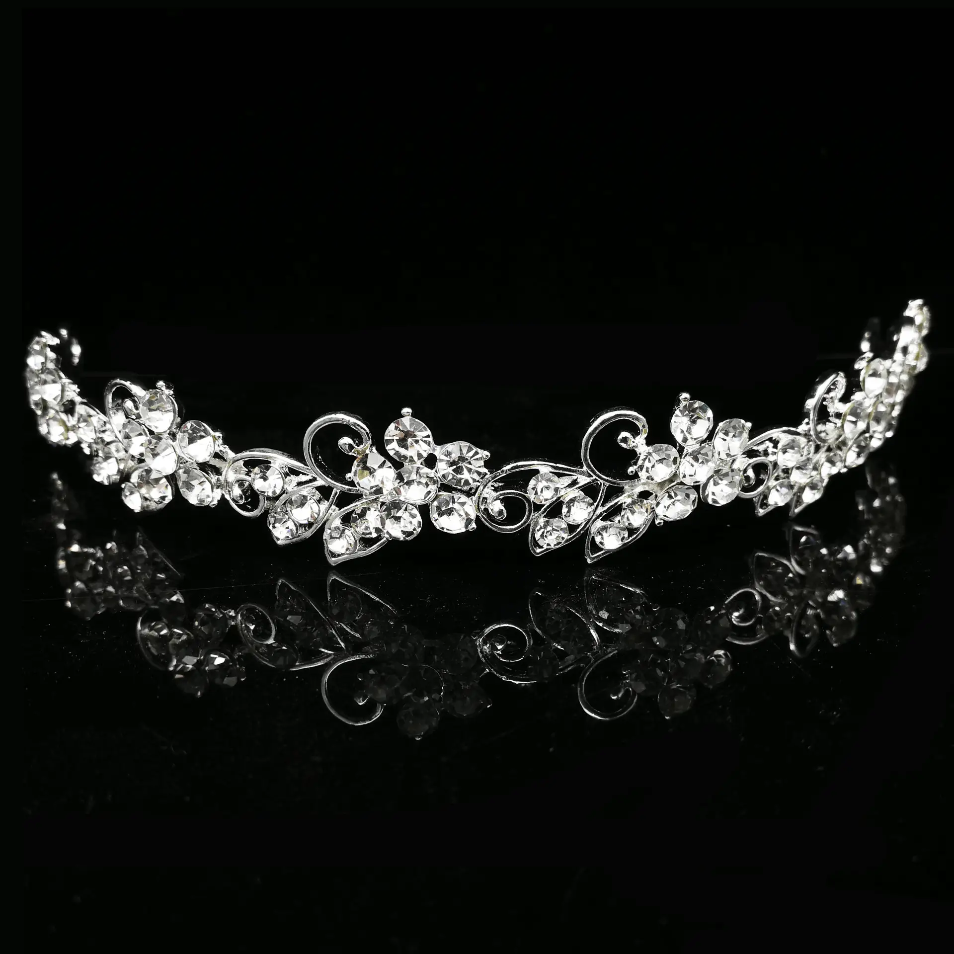 Bridal Diamond Crown Tiara with Rhinestones — feature 8
