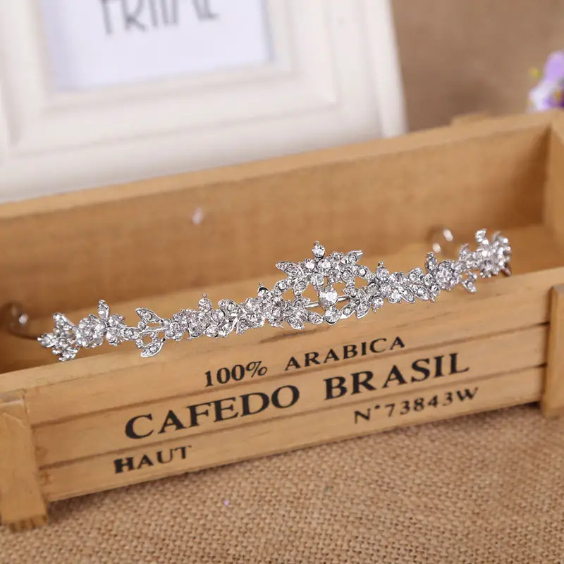 Bridal Diamond Crown Tiara with Rhinestones - Image 6