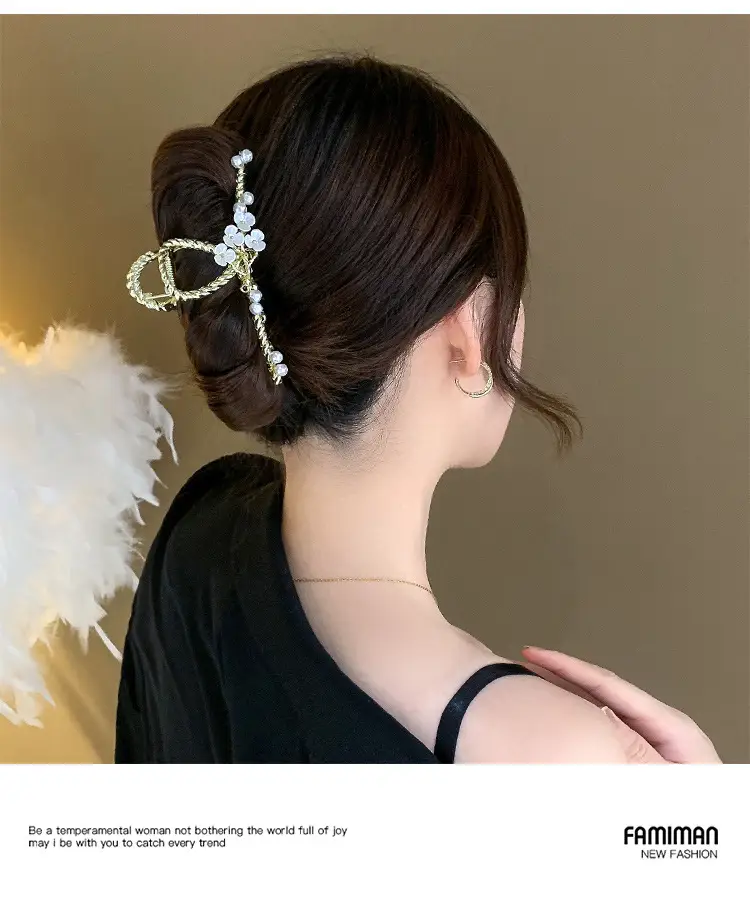 Gold Pearl Hair Clip for Women Large Size — feature 15