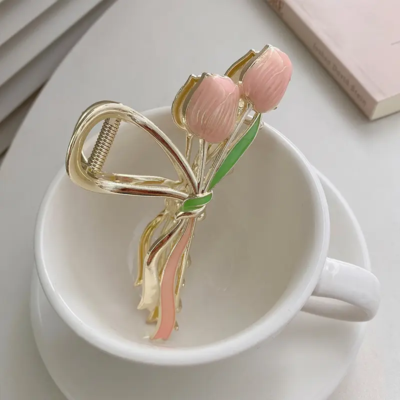 Gold Pearl Hair Clip for Women Large Size - Image 27