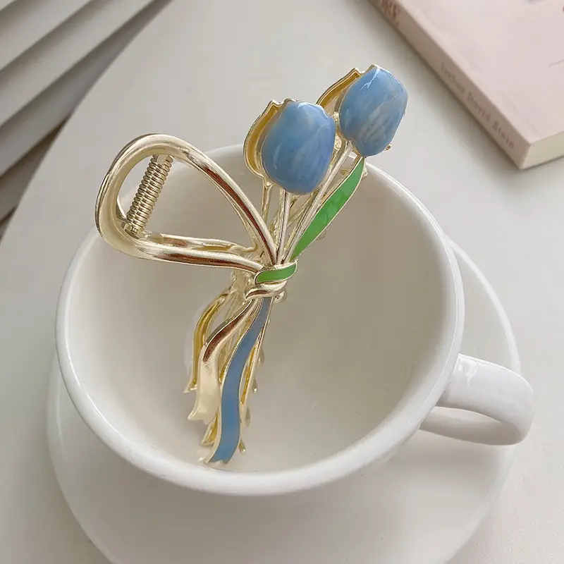 Gold Pearl Hair Clip for Women Large Size - Image 28