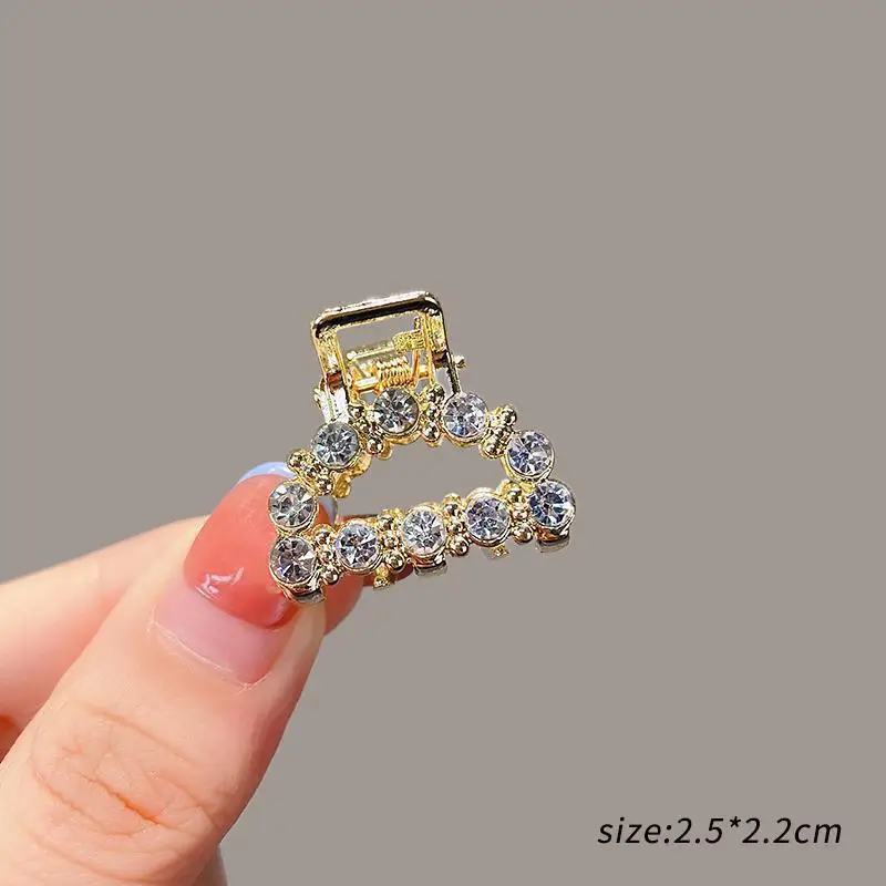 Gold Pearl Hair Clip for Women Large Size - Image 35