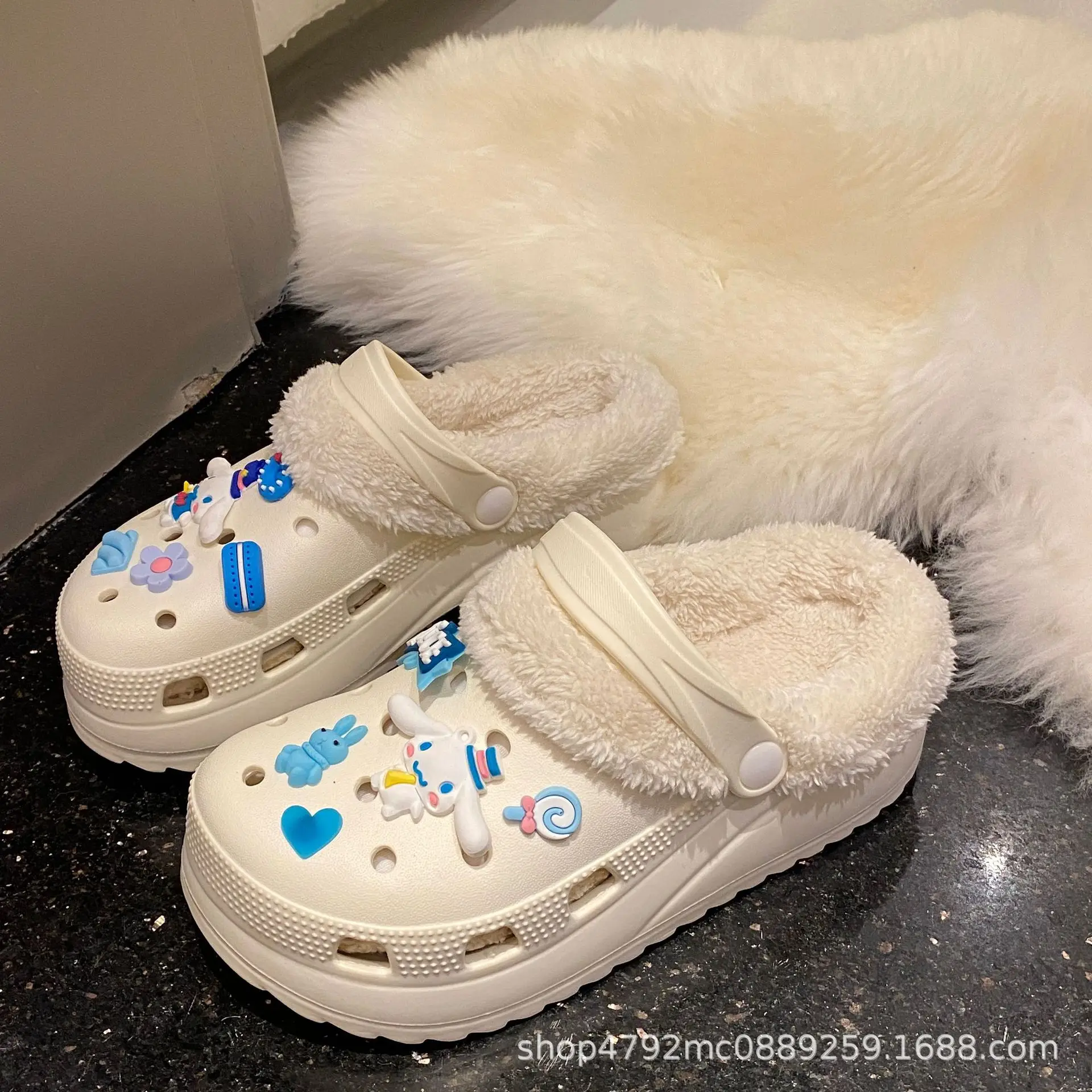 2023 Winter Fleece Clog Slippers for Women - Image 3