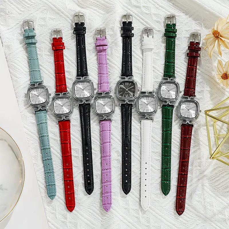 Elegant Green Strap Women's Watch with Square Dial — feature 1