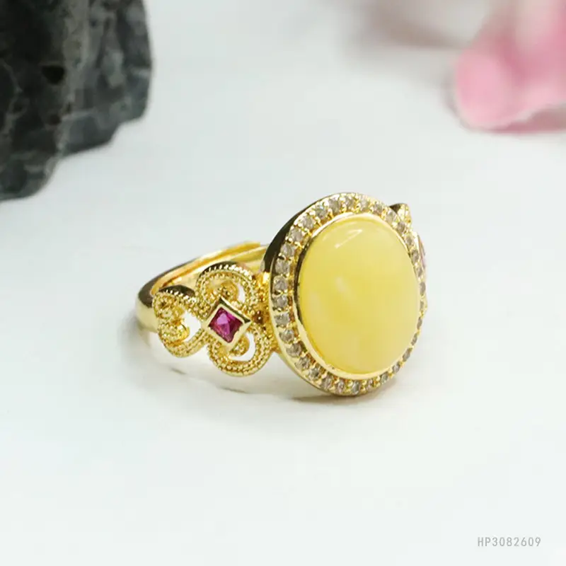 Yellow Honey Amber Ring for Women Vintage Design — feature 10