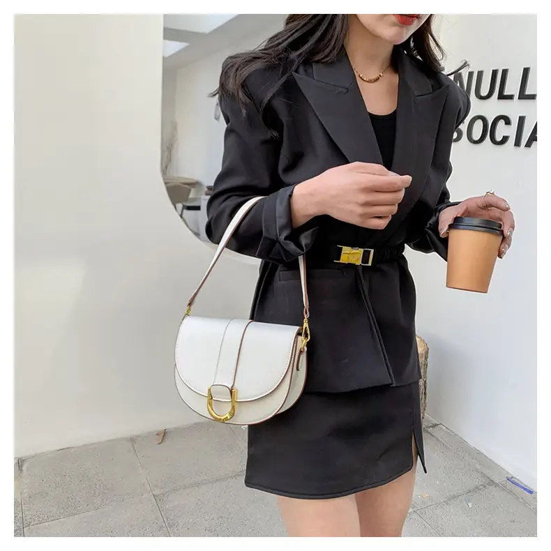 Women's Black Shoulder Bag with Gold Clasp 2022 — feature 19