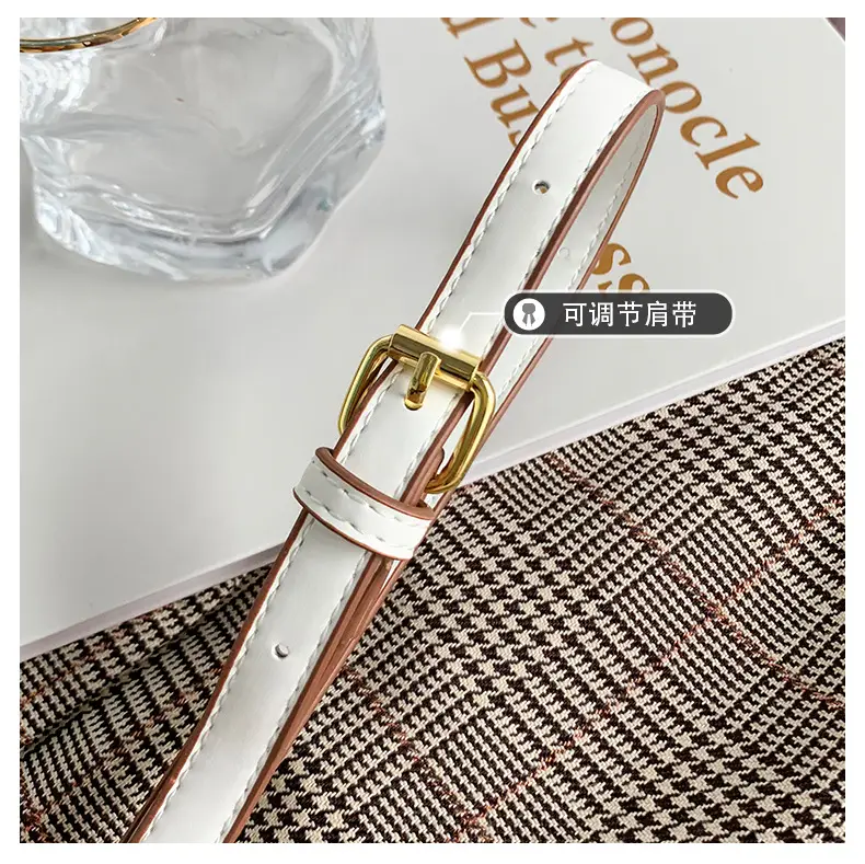 Women's Black Shoulder Bag with Gold Clasp 2022 — feature 9