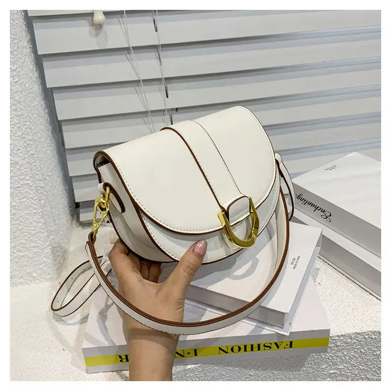 Women's Black Shoulder Bag with Gold Clasp 2022 - Image 2