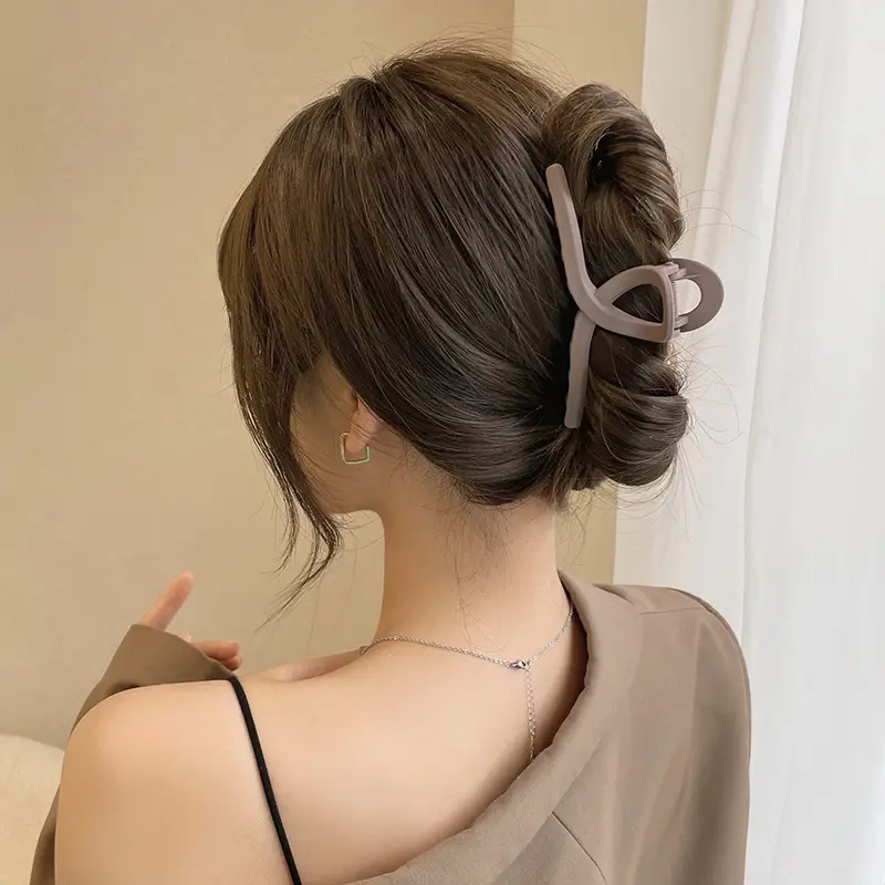 Oversized Hair Clips for Women - High-Grade & Durable - Image 6