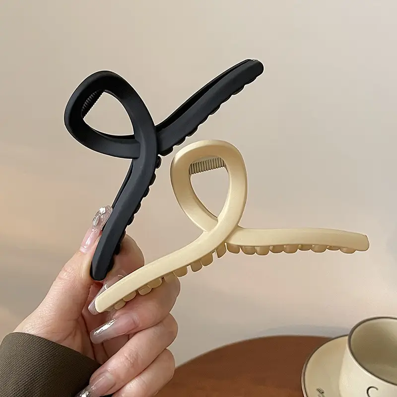 Oversized Hair Clips for Women - High-Grade & Durable - Image 8