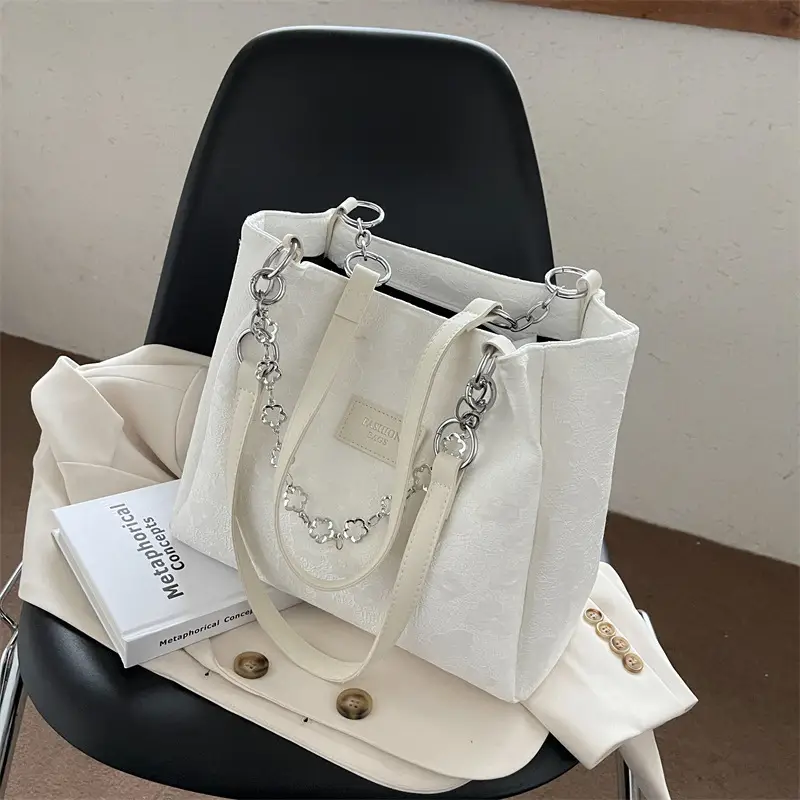 White Chain Shoulder Bag for Women Large Capacity Tote