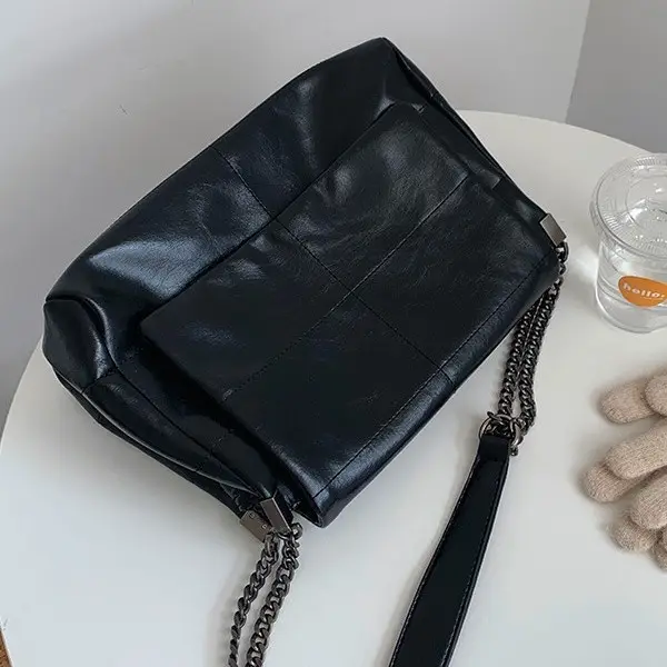 Black Quilted Crossbody Bag for Women Large Capacity 2025 - Image 5