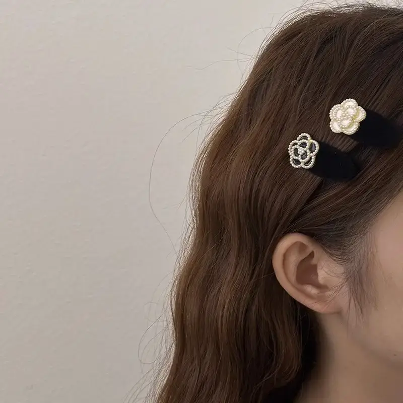Pearl Camellia Hairpin for Women Black Side Clip - Image 4
