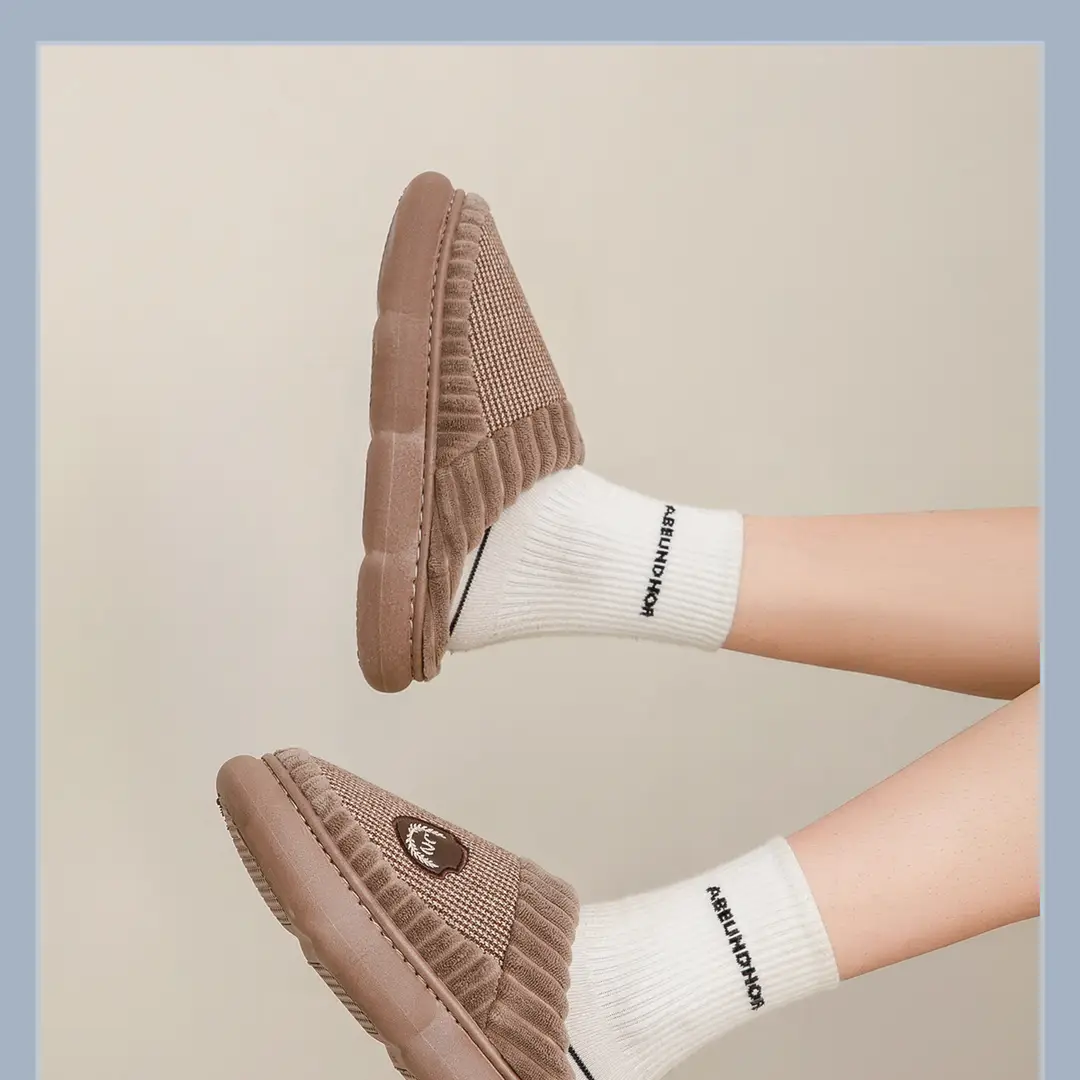 Lidani extra large size cotton slippers men's autumn and winter indoor home non-slip 2023 new couple wool slippers men — feature 17