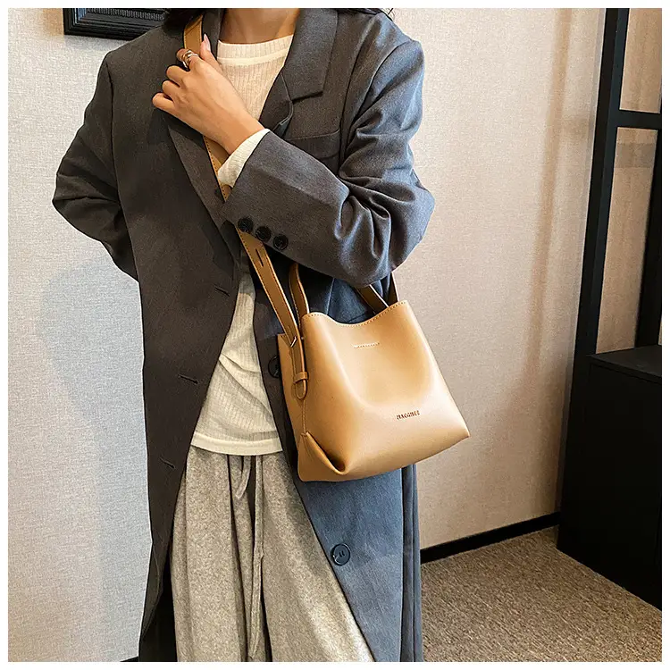 Women's Brown Leather Bucket Bag 2023 New Fall โ feature 10
