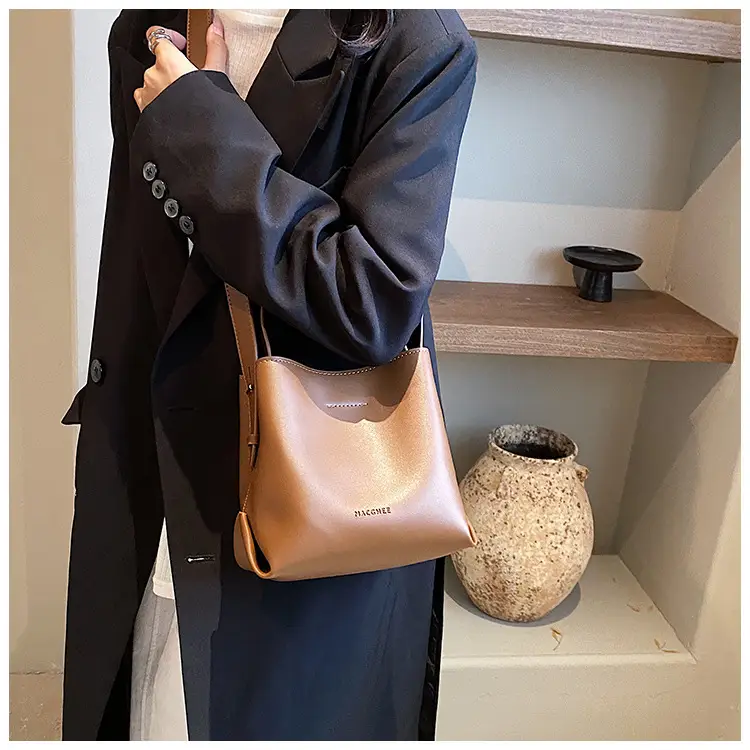 Women's Brown Leather Bucket Bag 2023 New Fall โ feature 22