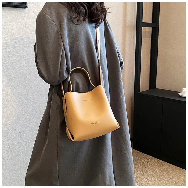 Women's Brown Leather Bucket Bag 2023 New Fall โ feature 9
