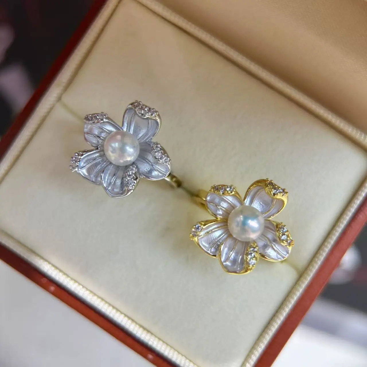 Natural Pearl Earrings S925 Silver Needle French Oil Dripping Begonia Flower - Image 4