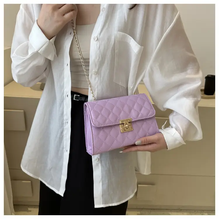 Pink Quilted Chain Shoulder Bag for Women - Image 3