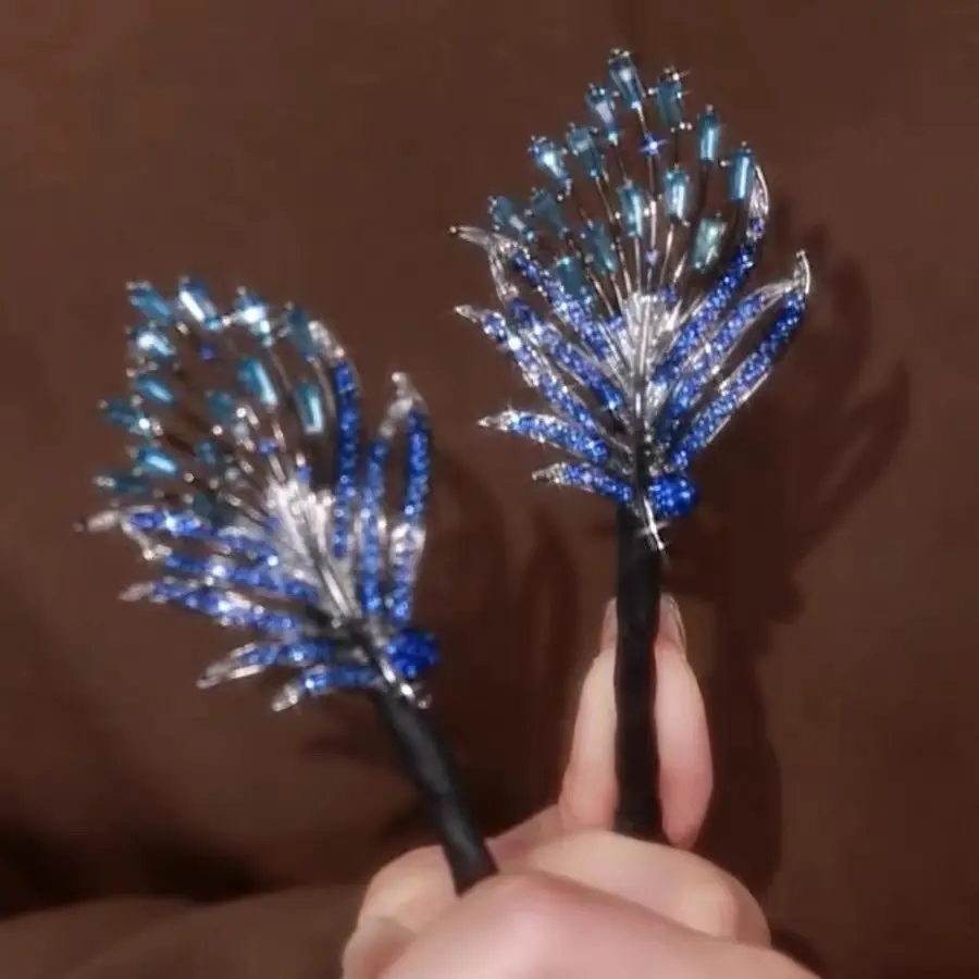 Platinum Asia Feather Bun Clip for Women's Hair Curler Fixer - Image 14